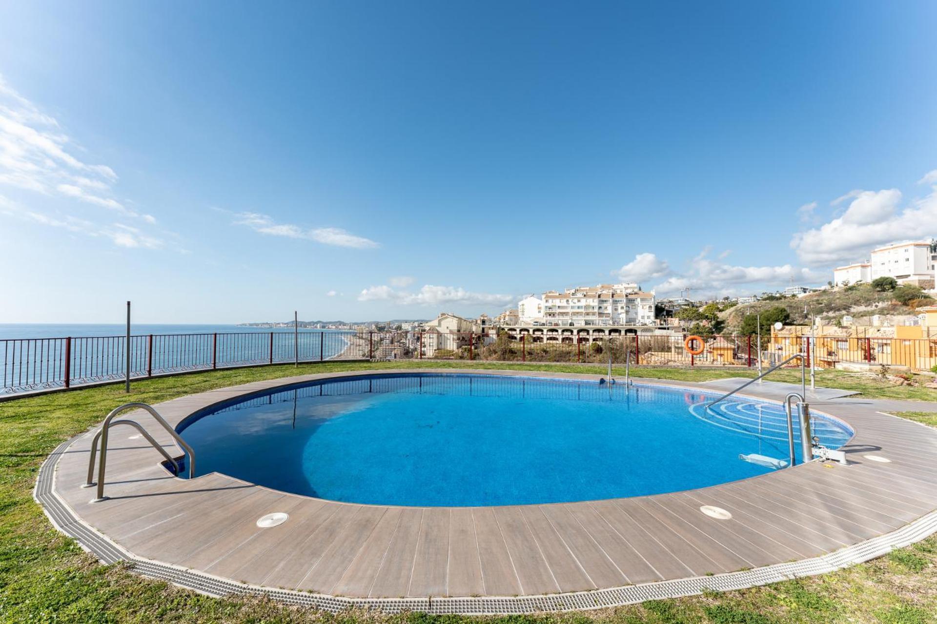 Horizon Del Mar, 2Bd Terrace, Sea View & Pool & Parking Apartment Benalmadena Luaran gambar
